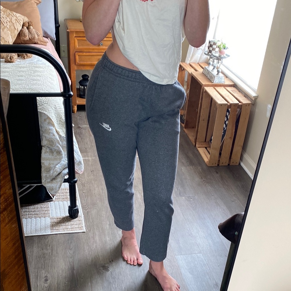 Nike Charcoal Grey Fleece High Waisted Drawstring Jogger Sweatpants — Women’s S